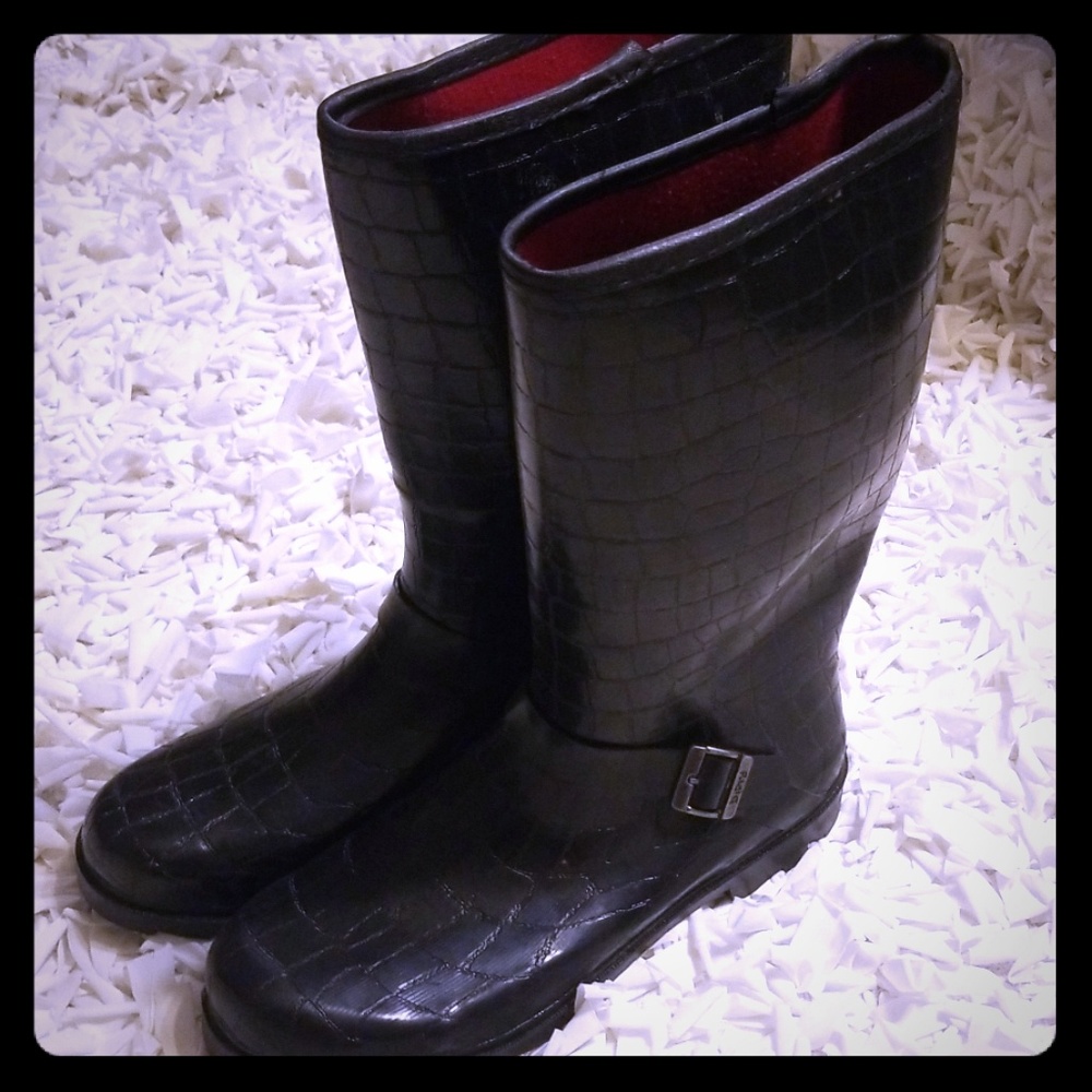 Rain boots